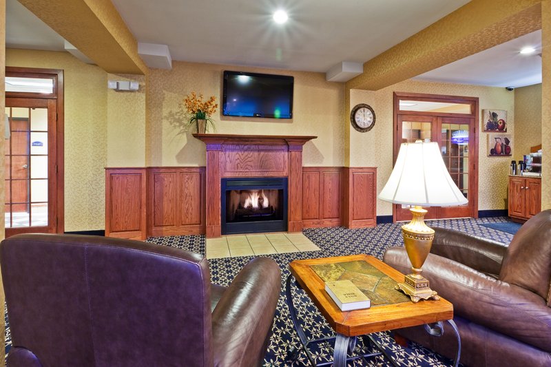 Holiday Inn Express Hotel & Suites Paragould - Paragould, AR