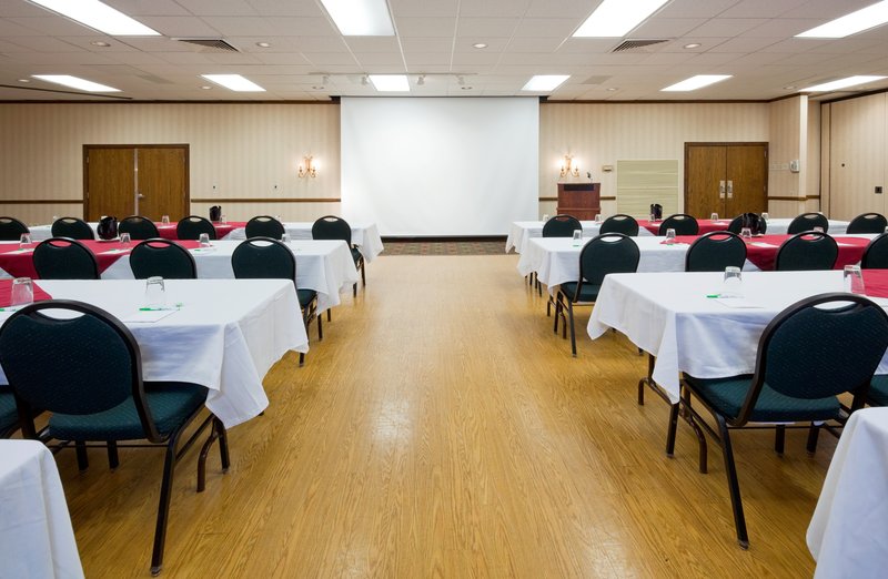 Holiday Inn FOND DU LAC - Mount Calvary, WI