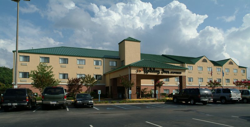 Holiday Inn Express - Pelham, AL