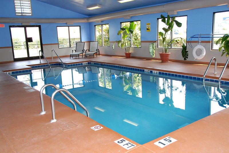 Holiday Inn Express - Pelham, AL