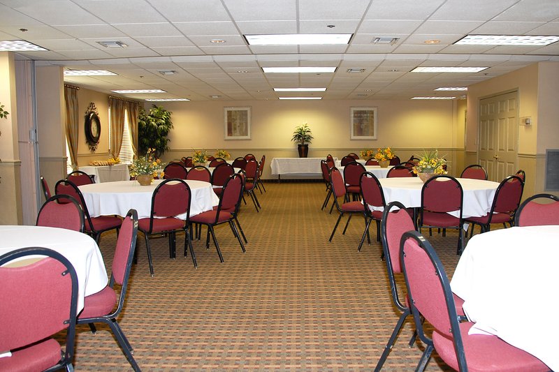 Holiday Inn Express - Pelham, AL