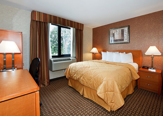 Comfort Inn - Bellerose, NY