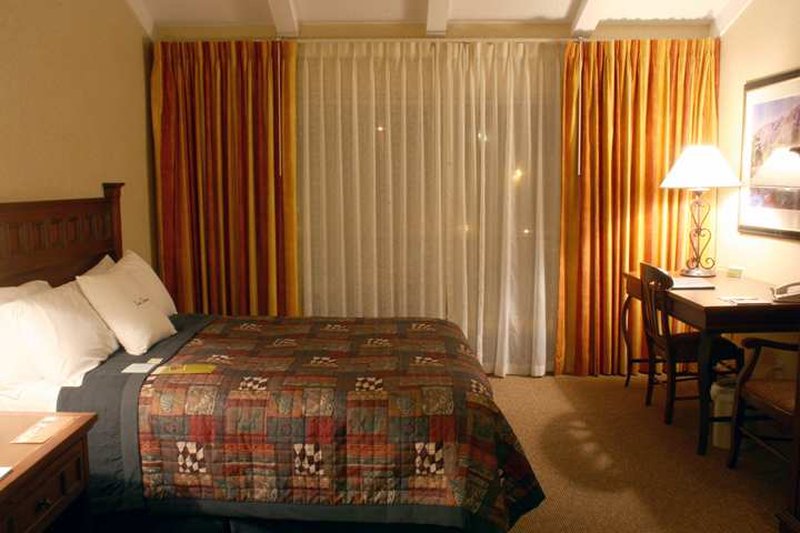 Doubletree By Hilton Hotel Missoula-Edgewater - Missoula, MT