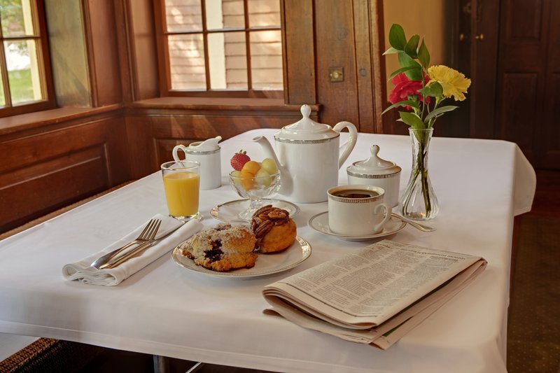 Wayside Carriage House Inn - Sudbury, MA