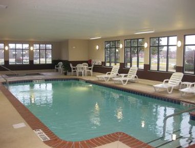 Baymont Inn & Suites Dowagiac - Howell, MI