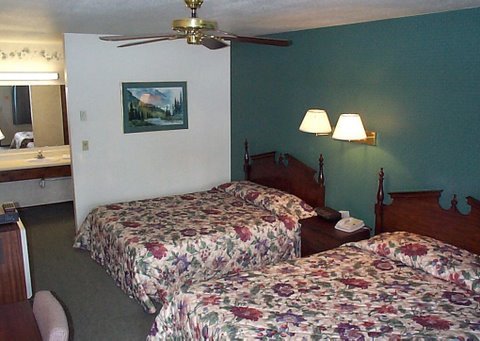 High Country Lodge & Cabins - Pagosa Springs, CO