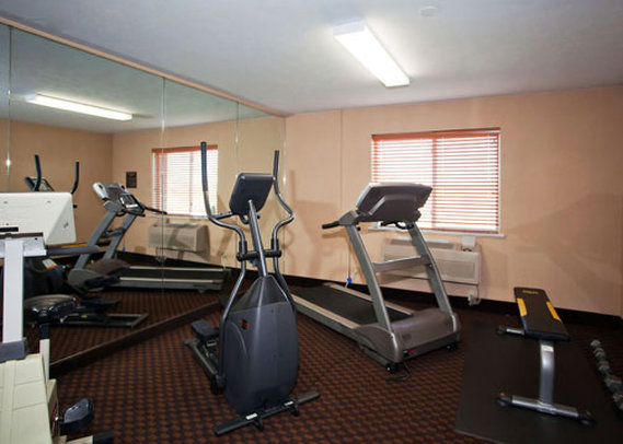 Rodeway Inn - Cozad, NE