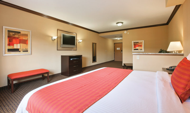 Best Western Plus - Canton, OH