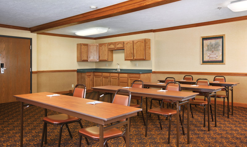 Best Western Plus - Canton, OH
