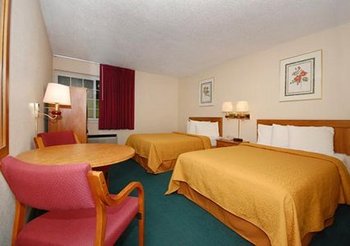 Econo Lodge new Stanton - Room