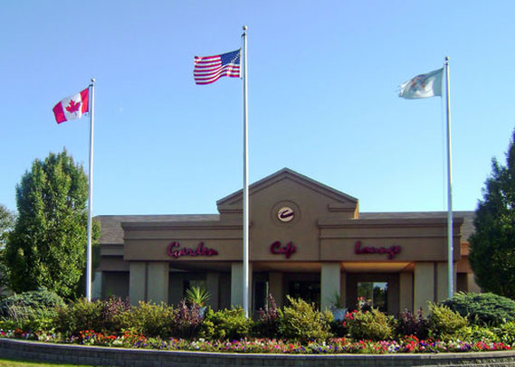Clarion Hotel Detroit Metro Airport - Romulus, MI