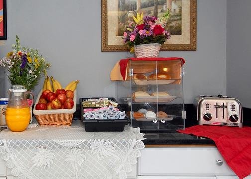 Econo Lodge - Bellmawr, NJ