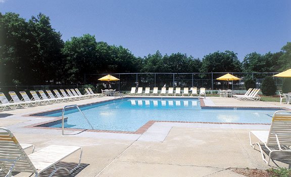 Sea Mist Resort - Mashpee, MA