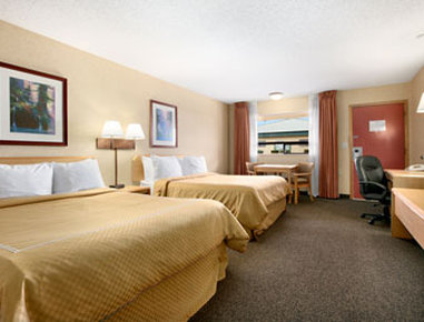 Days Inn By Wyndham Black Bear - Salem, OR