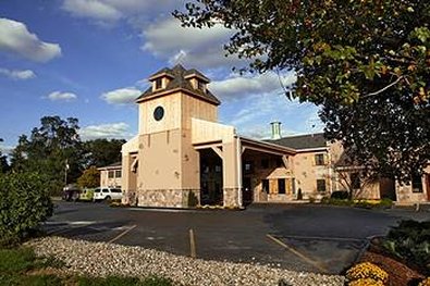 Waterford Estates Lodge - South Bend, IN