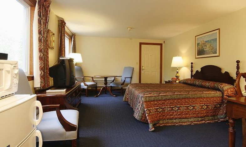 Jack Daniels Motor Inn - Peterborough, NH