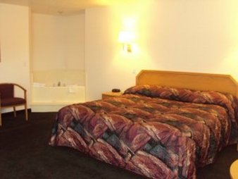 Economy Lodge - Nephi, UT