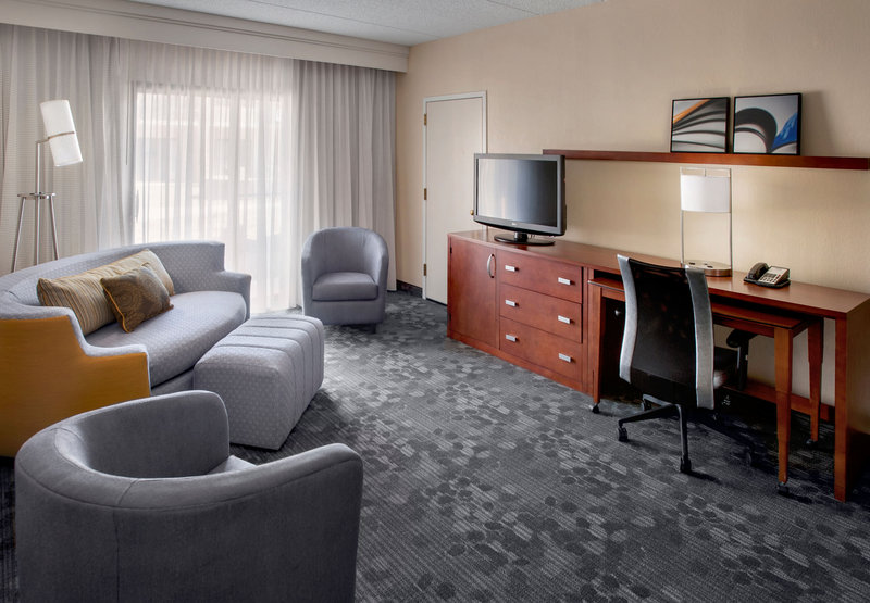 Courtyard By Marriott Hartford Windsor - Windsor, CT