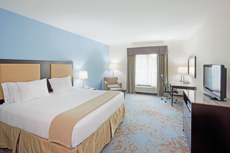 Holiday Inn Express PLAINVILLE - FOXBORO AREA - Quincy, MA