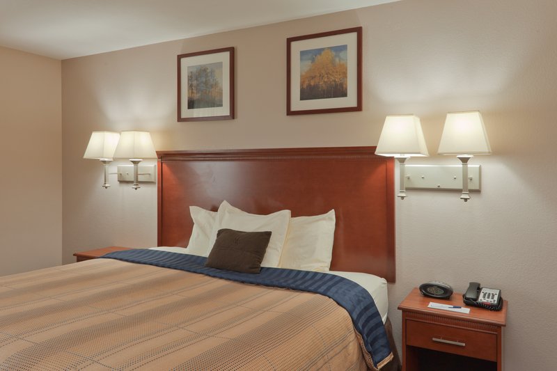 Candlewood Suites PERRYSBURG - Perrysburg, OH