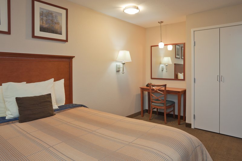 Candlewood Suites PERRYSBURG - Perrysburg, OH