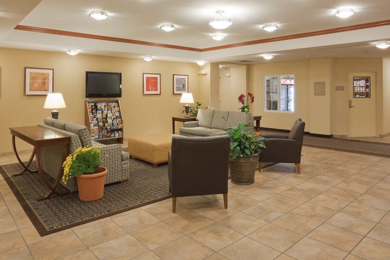 Candlewood Suites PERRYSBURG - Perrysburg, OH