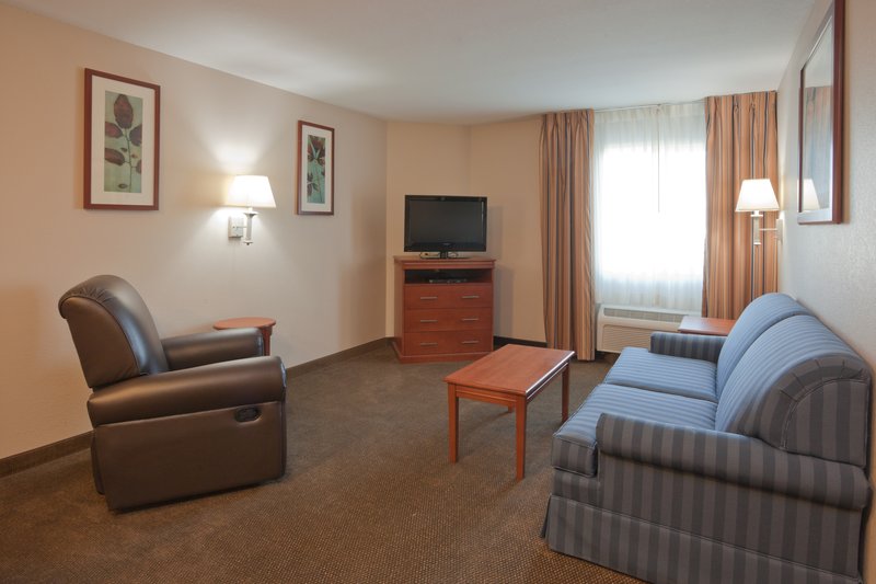 Candlewood Suites PERRYSBURG - Perrysburg, OH