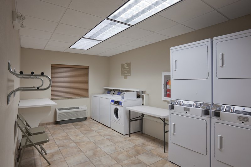 Candlewood Suites PERRYSBURG - Perrysburg, OH