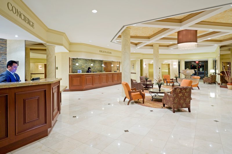 Crowne Plaza EDISON - Edison, NJ