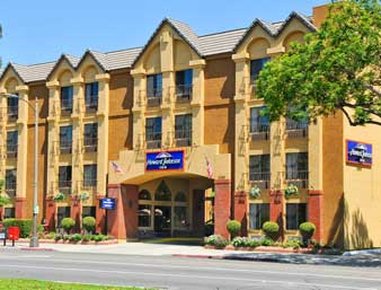 Howard Johnson-Pasadena