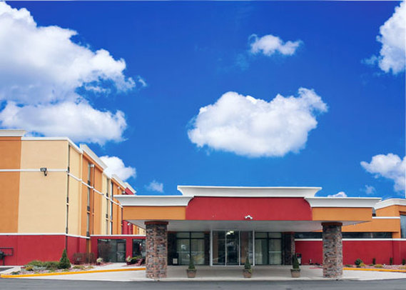 La Quinta Inn & Suites Garden City - Terre Haute, IN