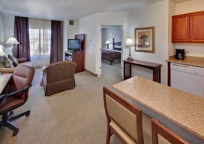 STAYBRIDGE SUITES - Rockford, IL