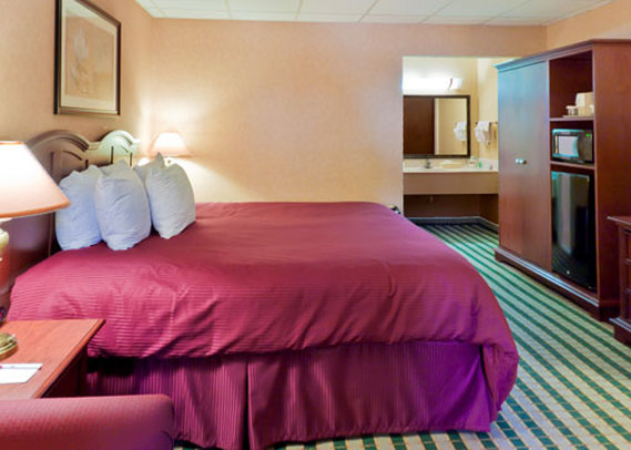 Clarion Hotel - The Palmer Inn - Princeton, NJ