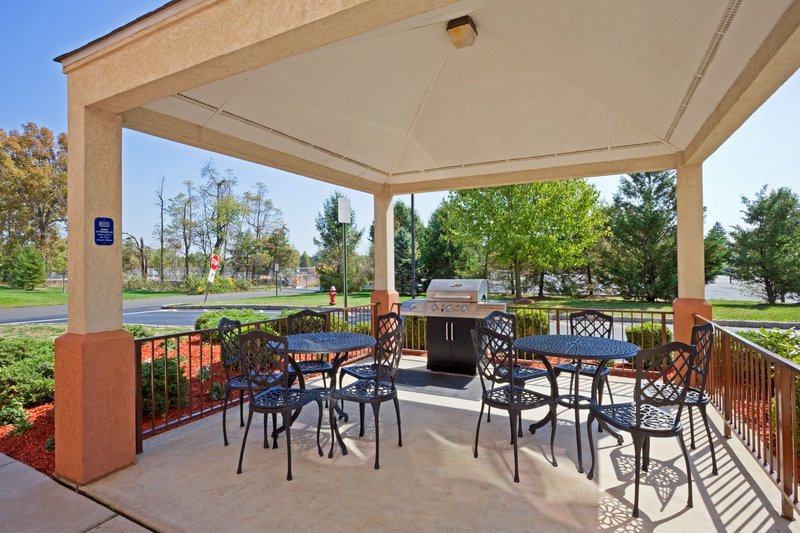 Candlewood Suites SOMERSET - Somerset, NJ