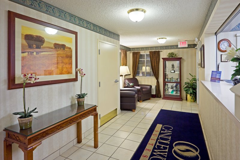 Candlewood Suites SOMERSET - Somerset, NJ