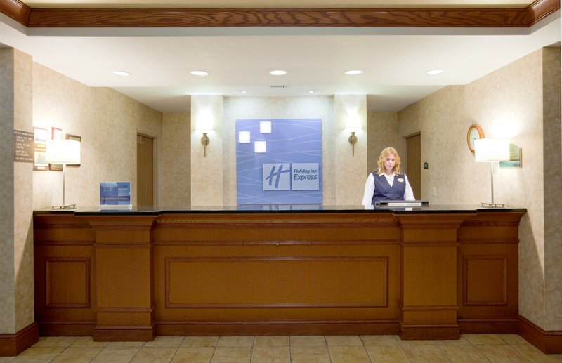 Holiday Inn Express Hotel & Suites MILWAUKEE-NEW BERLIN - New Berlin, WI
