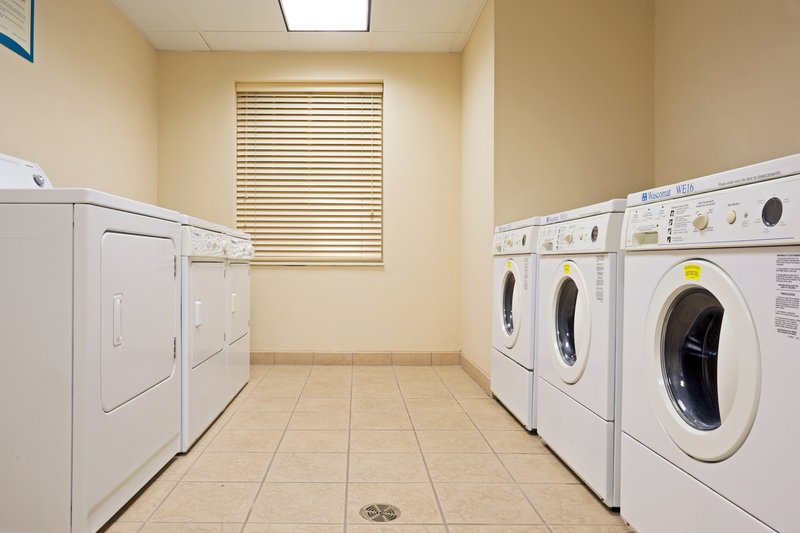 STAYBRIDGE SUITES - Cranbury, NJ