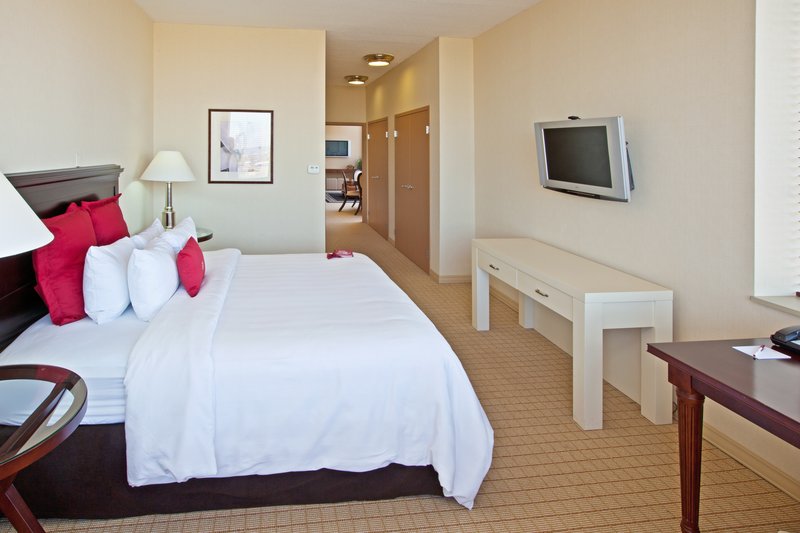 Crowne Plaza CINCINNATI NORTH - Cincinnati, OH