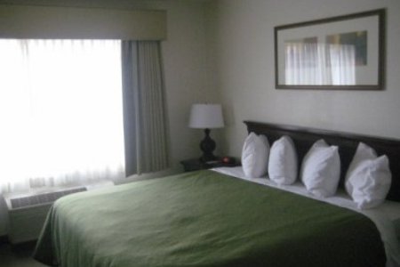 Country Inn & Suites Gurnee - Gurnee, IL