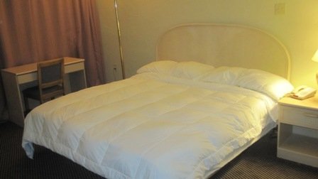 Knights Inn - Johnstown, PA