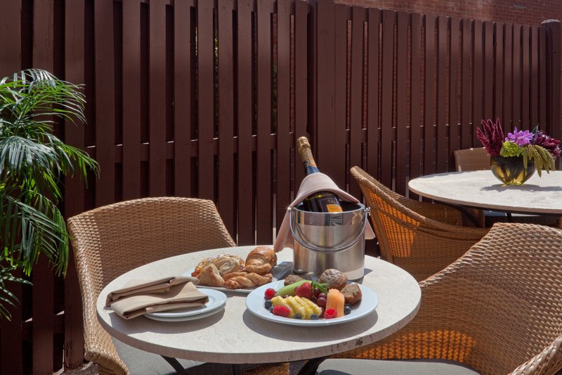 Crowne Plaza-Boston/Natick - Natick, MA