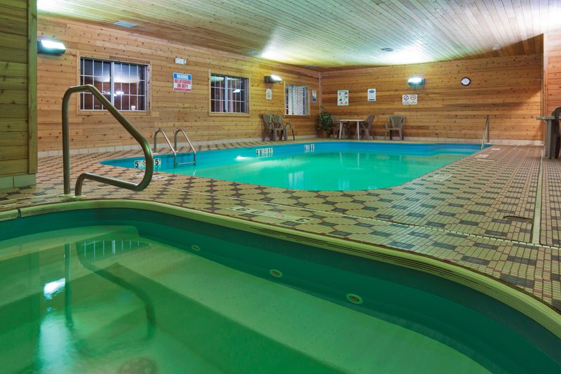 Holiday Inn Express - Defiance, OH