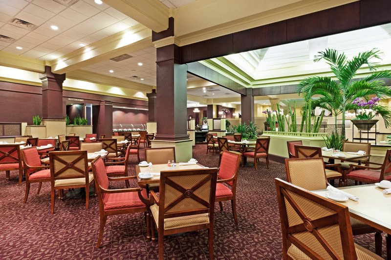 Crowne Plaza GREENVILLE-I-385-ROPER MTN RD - Greenville, SC