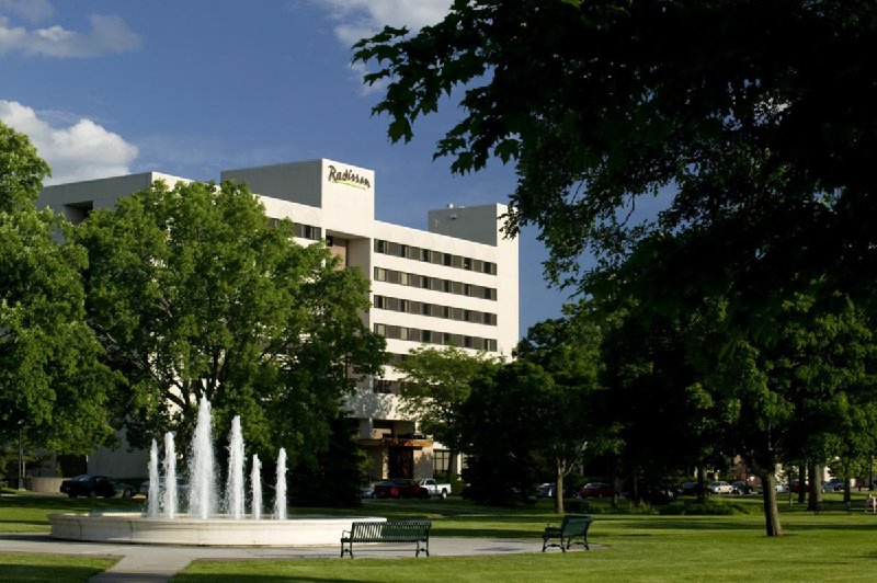 Radisson Hotel La Crosse - La Crosse, WI