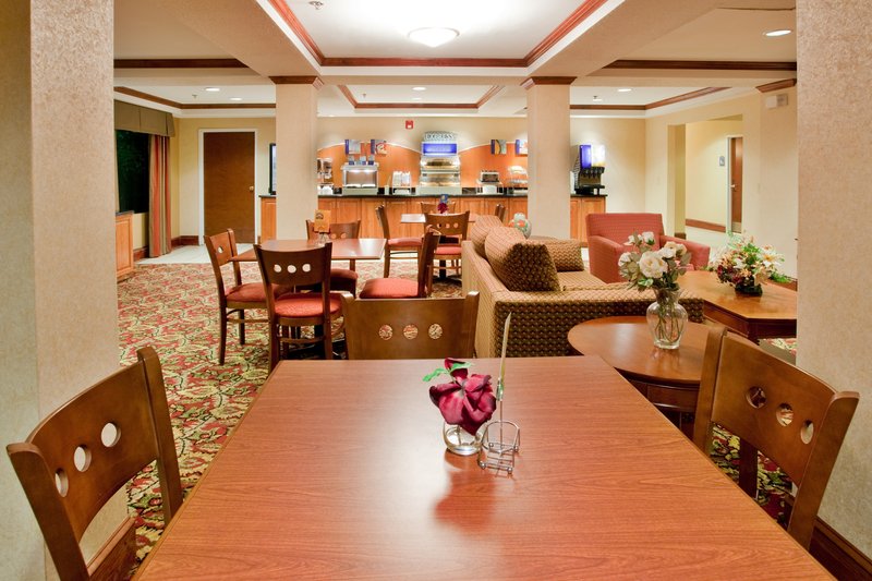 Holiday Inn Express & Suites KINSTON - Kinston, NC