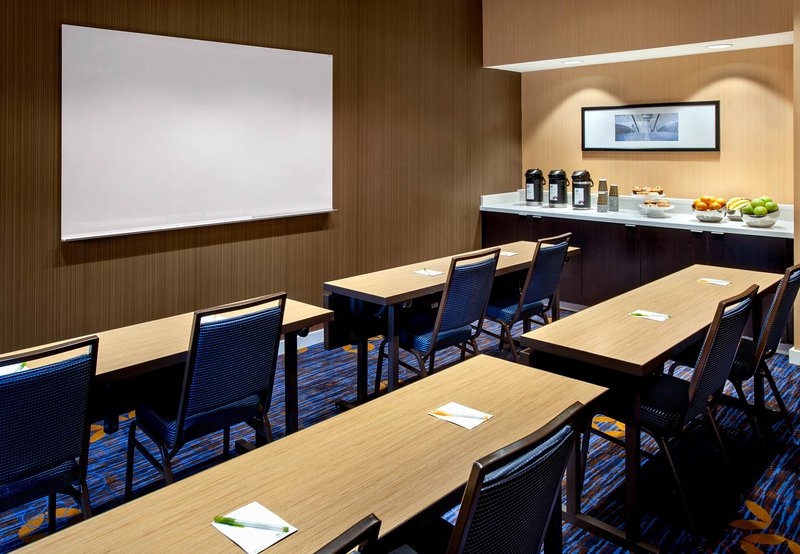 Courtyard By Marriott Parsippany - Parsippany, NJ