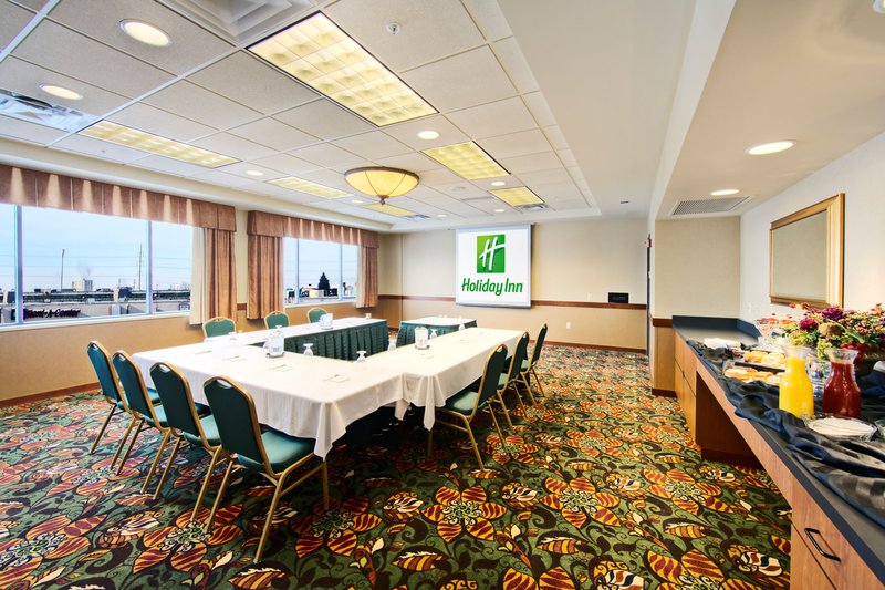 Holiday Inn - Fargo, ND
