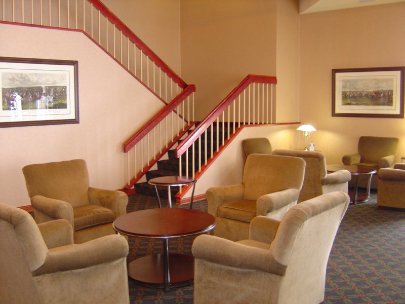 Americas Best Value Inn & Suites-Shakopee-Minneapolis - Shakopee, MN