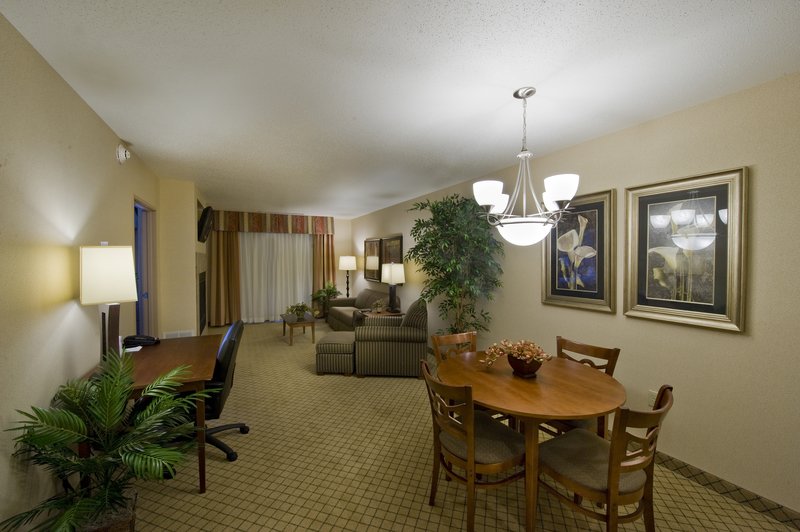 Holiday Inn Ft. Wayne-Ipfw & Coliseum - Fort Wayne, IN