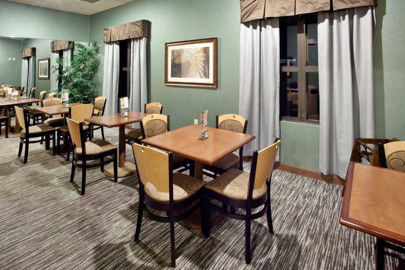 Holiday Inn Express & Suites WAYNESBORO-ROUTE 340 - Waynesboro, VA